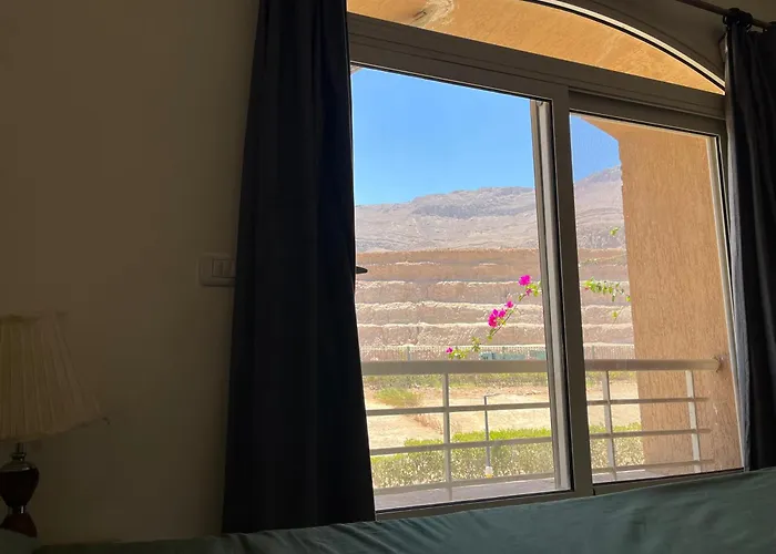 Sea & Pool View In Telal Sokhna Apartment